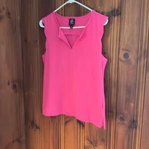 bobeau Hot Pink V-Neck Scalloped Sleeveless Blouse